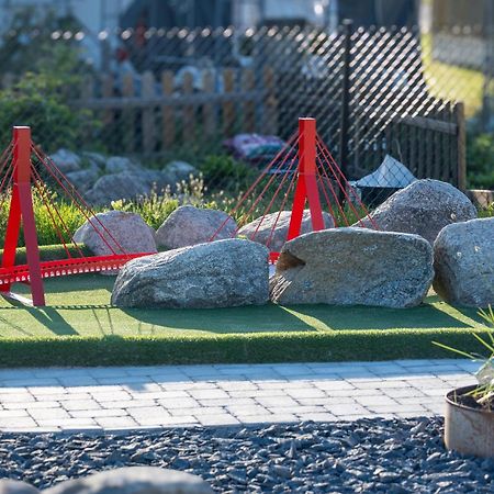 Halens Camping Och Stugby オロフストロム エクステリア 写真